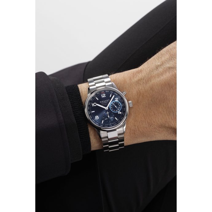 Club Sport neomatik Weltzeit blau – Bild 3