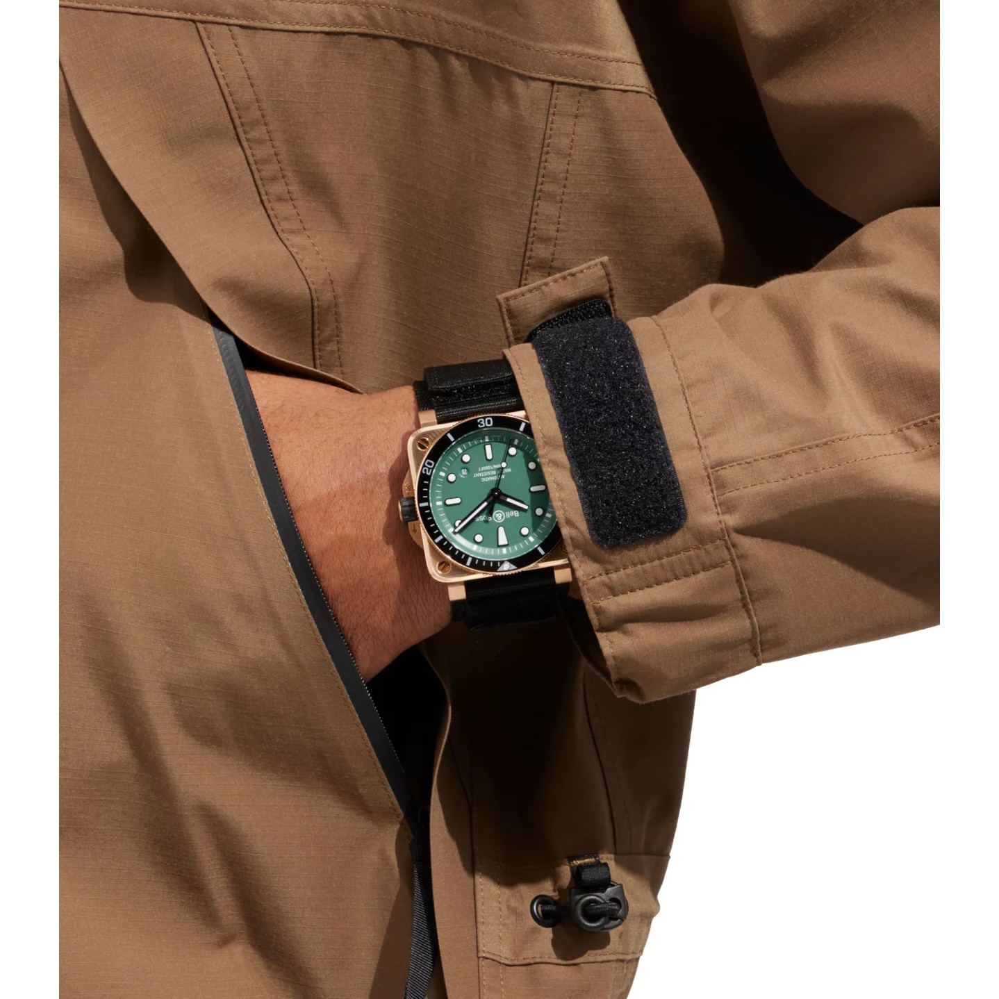 BR 03-92 Diver Black & Green Bronze