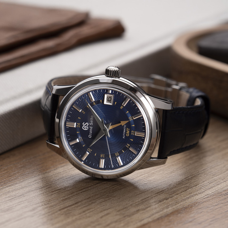 Elegance 'Moondrop' GMT