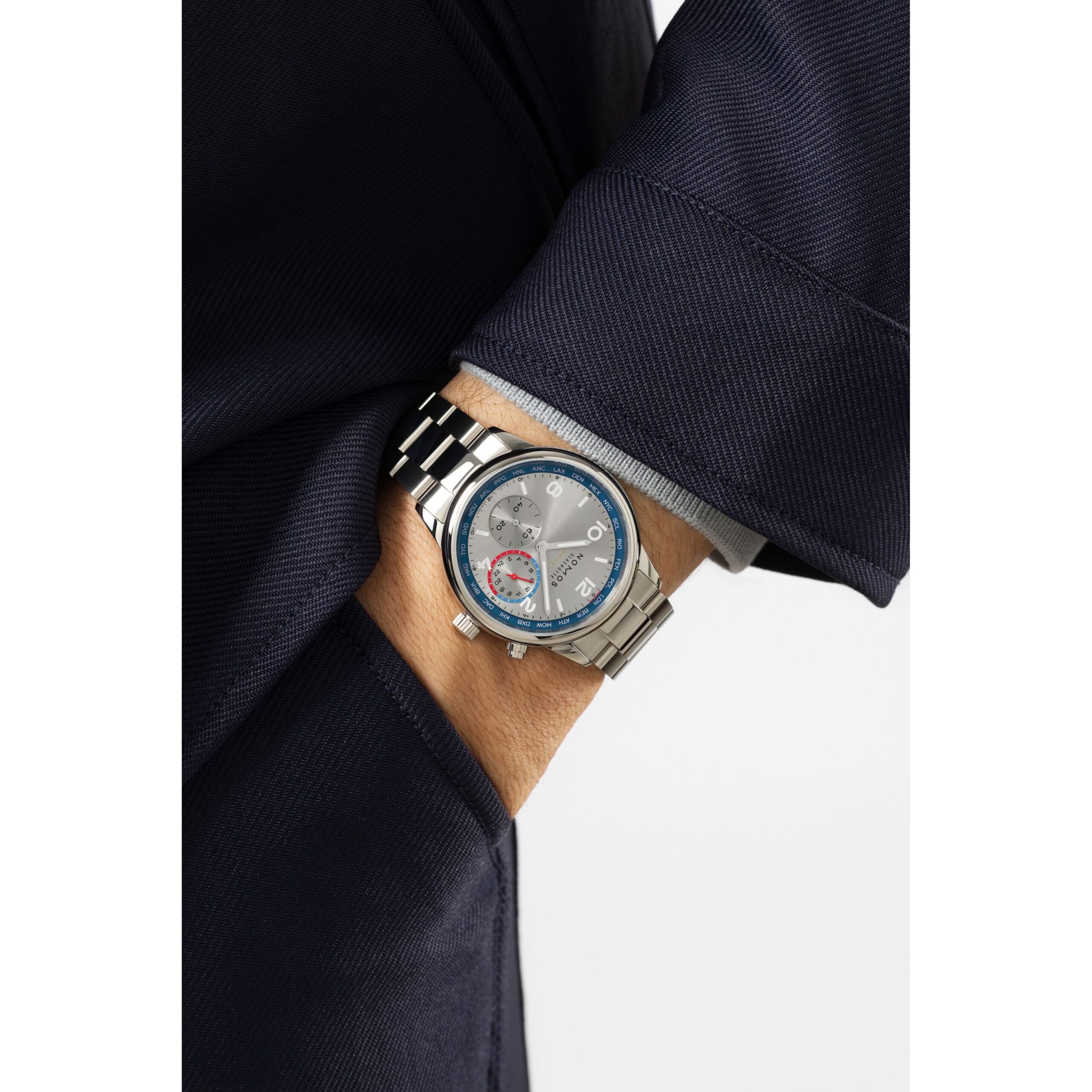 Club Sport neomatik Weltzeit silber