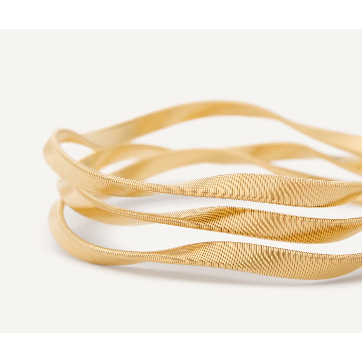 Dreireihiges Armband, Supreme