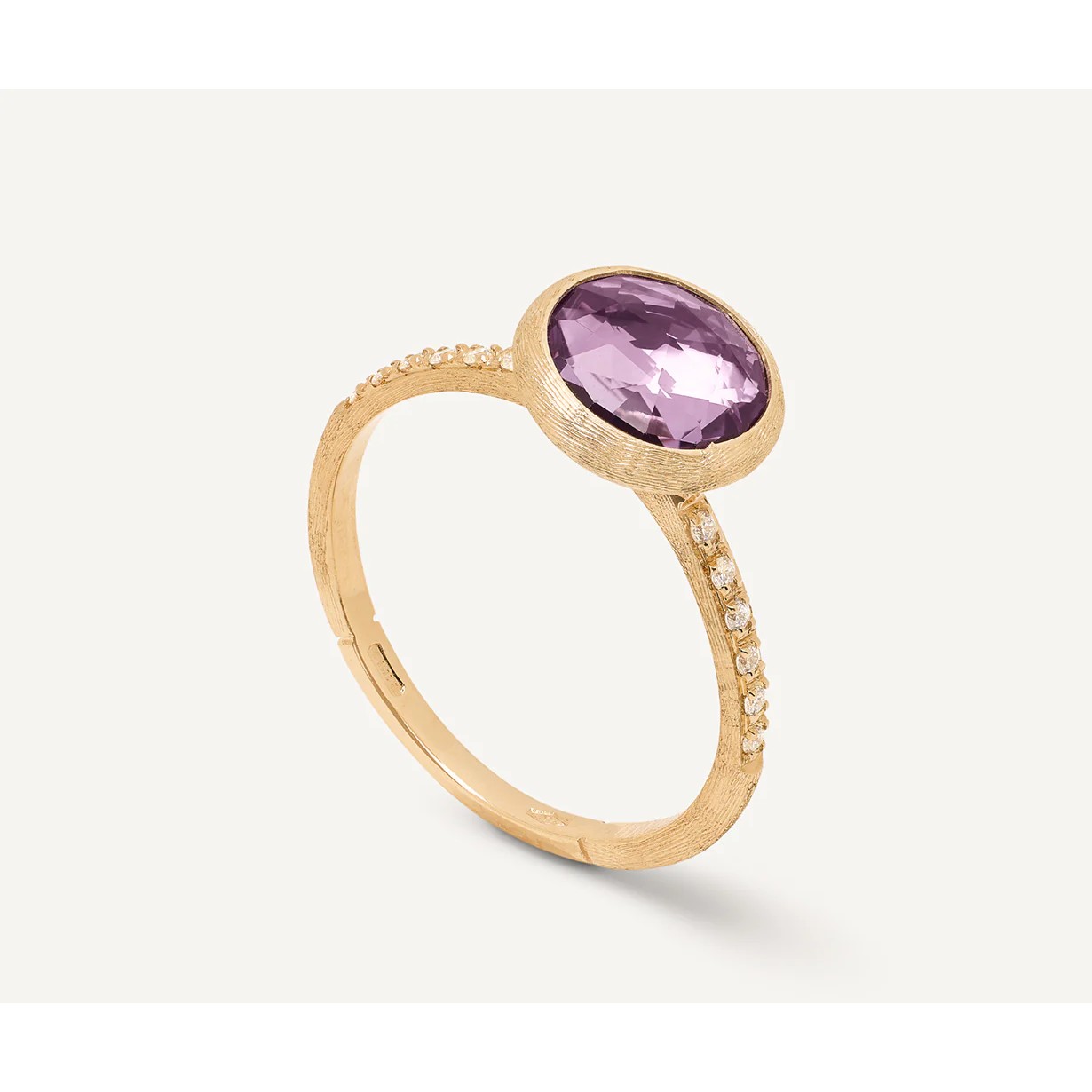 Ring mit Edelstein und Brillanten