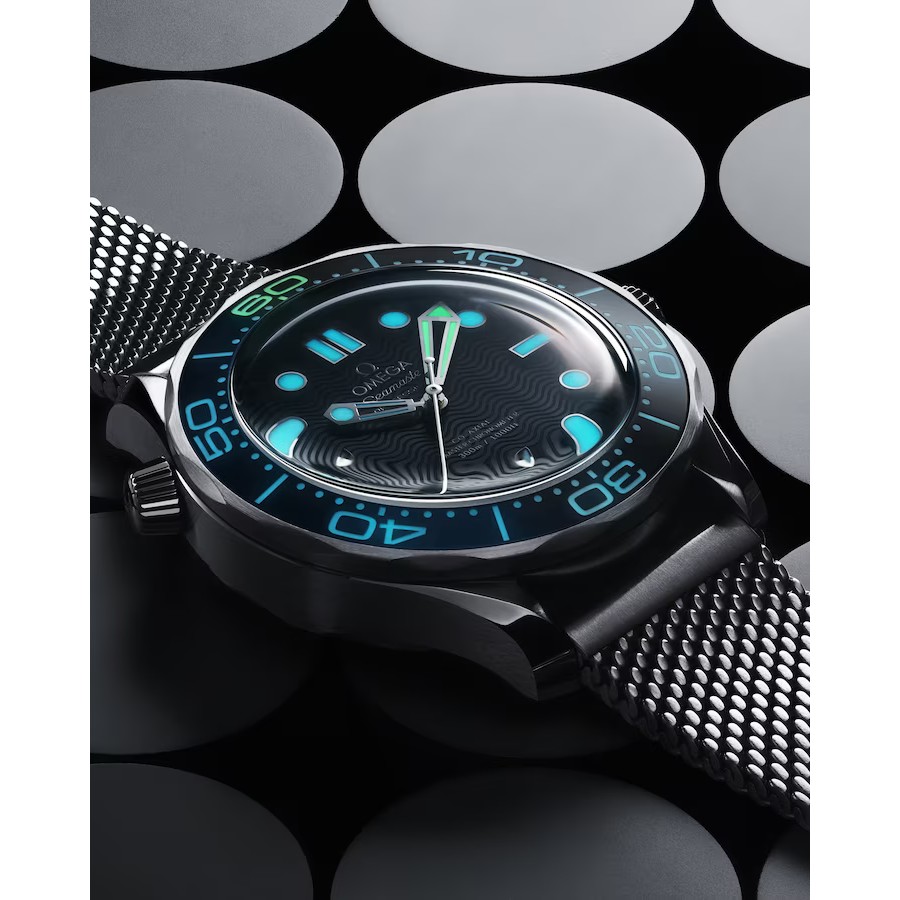 Seamster Diver 'James Bond 60th Anniversary'