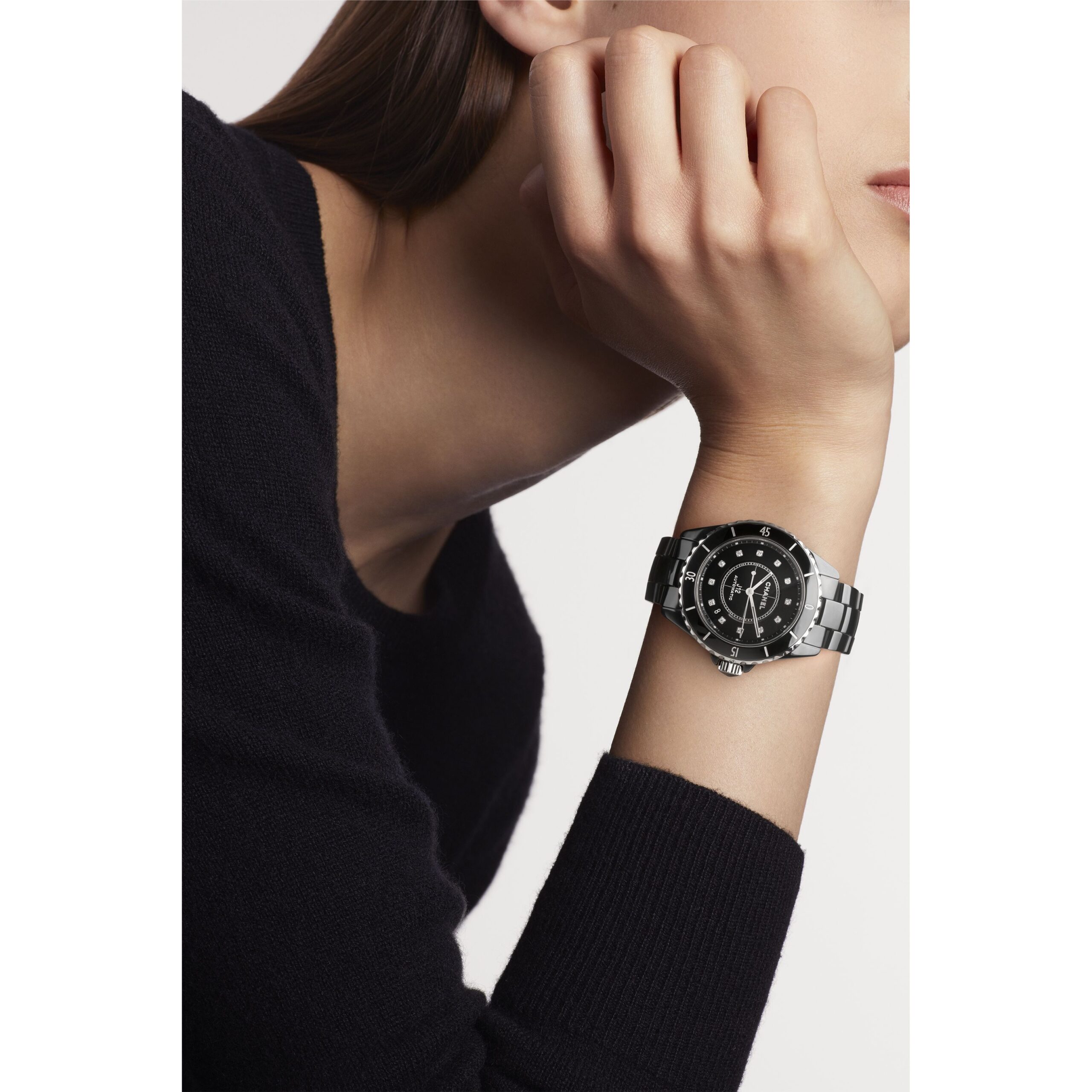 J12 KALIBER 12.1 Uhr, 38 mm